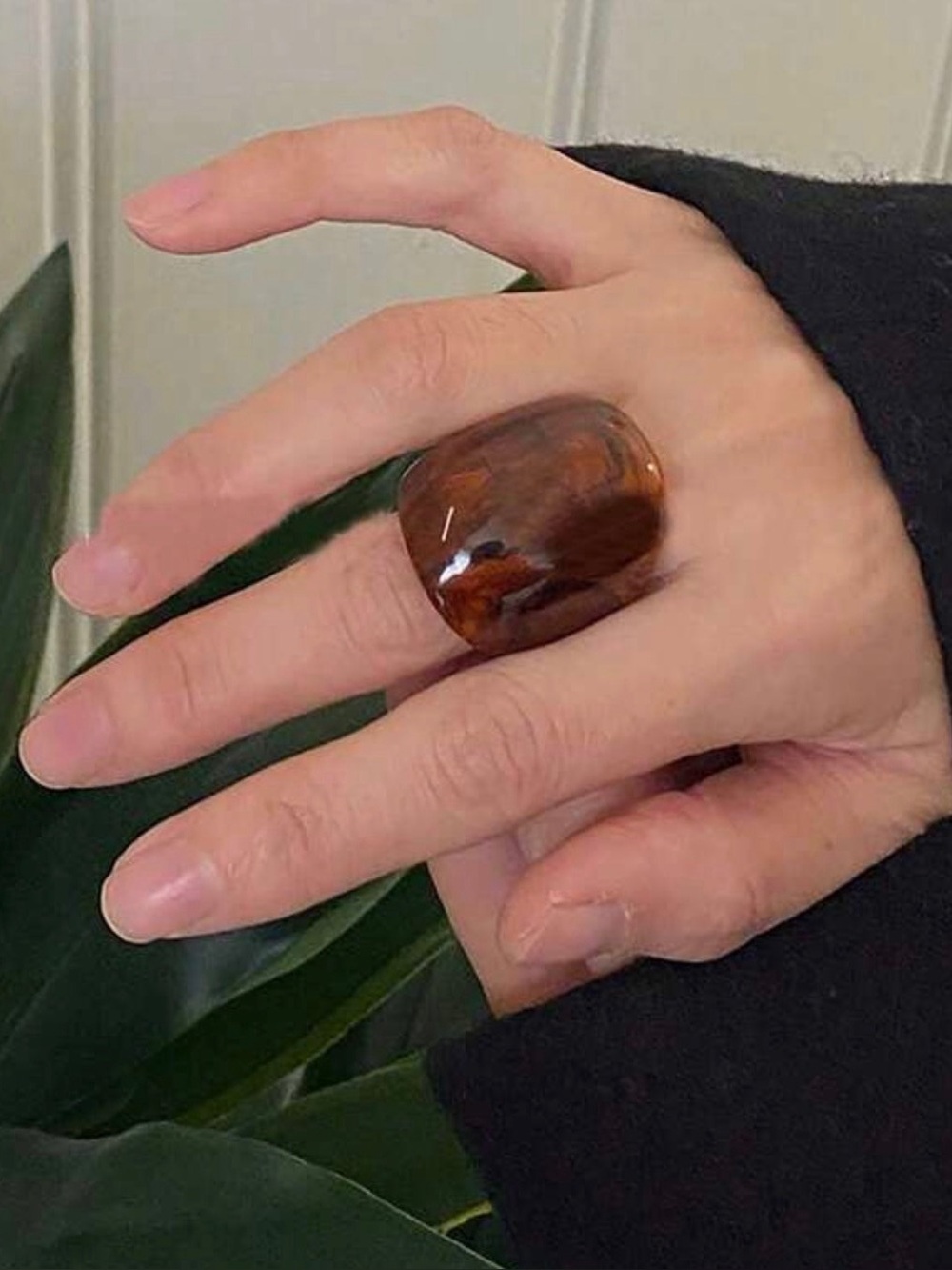 Anthropologie Amber Color Tortoiseshell Statement Cocktail Ring Size 7